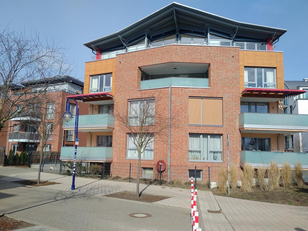 Aaron - Privatunterkunft Maagdenburg Buitenkant foto